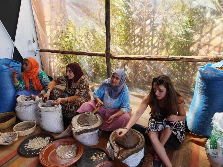 From Marrakech: Atlas Mountains and Three Valleys Day Trip - Amizmiz Valley mint tea and cookies, plus real conversation