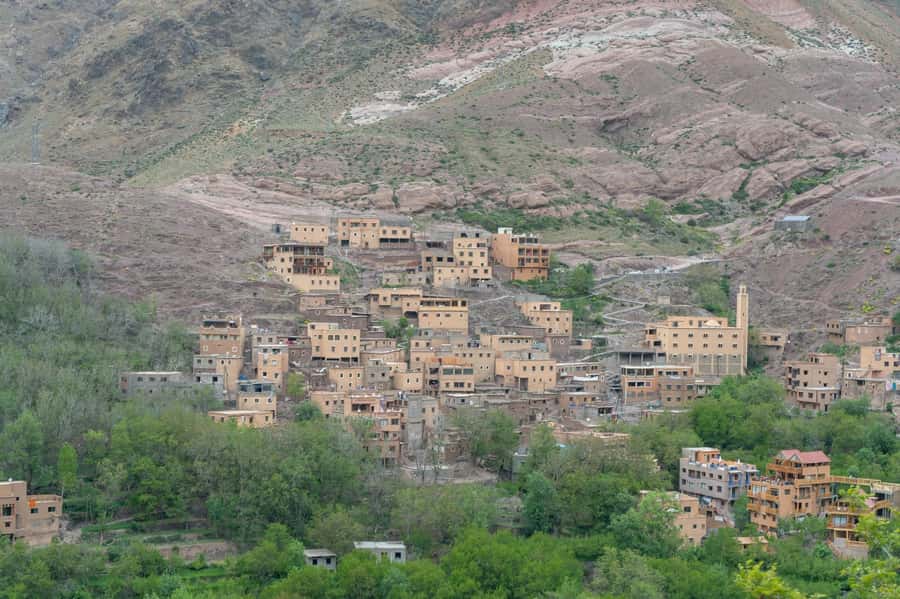 From Marrakech: Atlas Mountains Summit Trek - The descent via Tidli Plateau: different trail, different effort