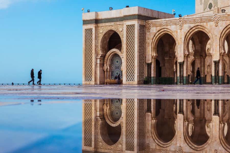 From Marrakech: Casablanca Day Trip with Transfer - Hassan II Mosque Inside: Morocco’s Modern Architecture Up Close