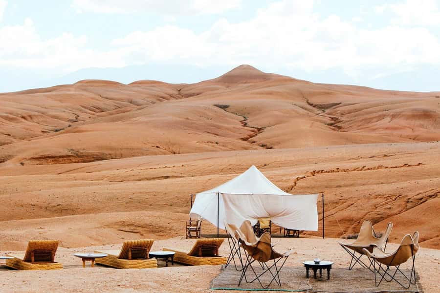 From Marrakech: Dinner show in Agafay Desert & Sunset Quad - The 6-Hour Plan: Pickup, Drive Time, and a Photo Stop