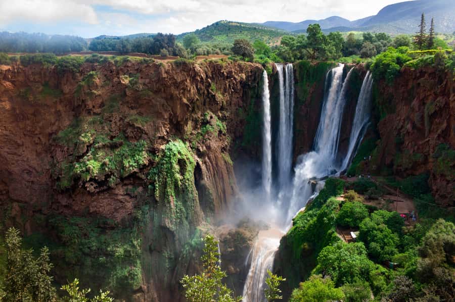 From Marrakech: Ouzoud Waterfalls Guided Tour & Boat Ride - Arriving at Ouzoud, first views and the 4-hour guided walking time