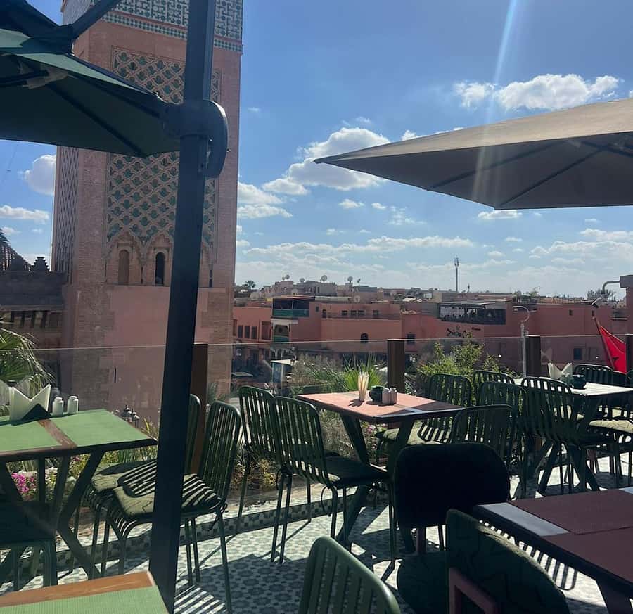 From Marrakech: Rooftop Dinner & Romantic Medina Views - A balanced take: what can go wrong, and how you protect your night