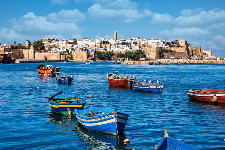 From Marrakech: Small Group To Essaouira & Medina Day Trip - Chichaoua coffee break, arid roads, and setting expectations