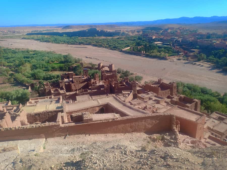 From Marrakech to Fes 3-Day Luxrury Tour via Sahara Desert - Day 3: Desert Sunrise, Ziz Valley Drive to Errachidia, and Cedar Woods to Ifran