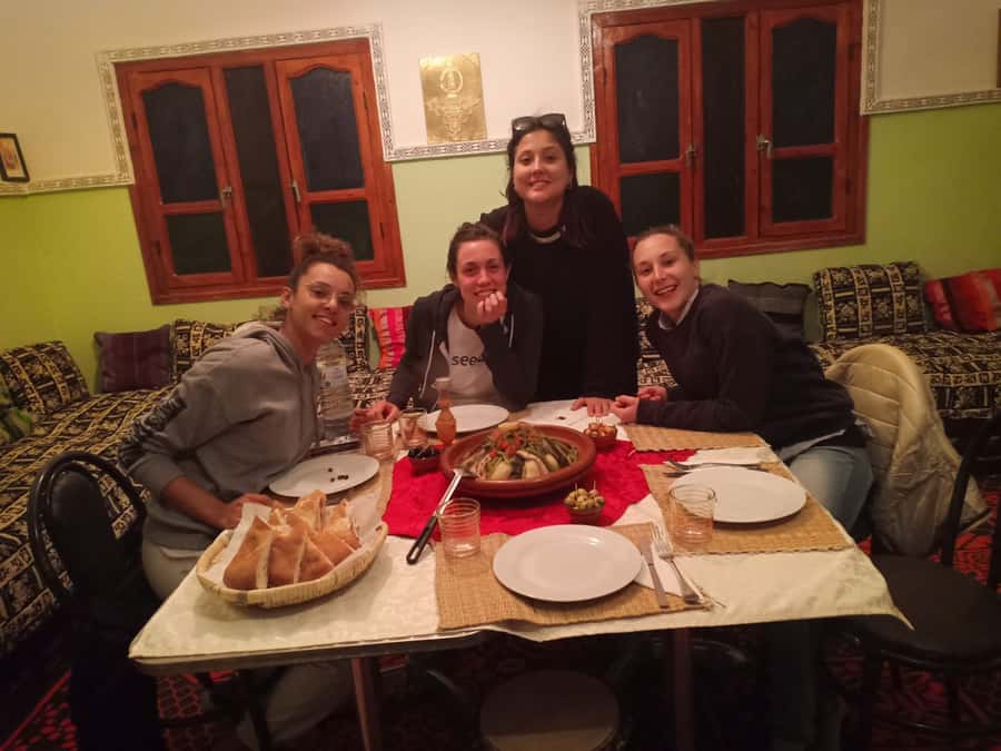 From Marrakech to Merzouga Erg Chebbi: 4-Day Desert Tour - Price and logistics: why $182 can be a good deal
