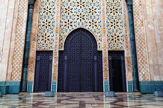 Full Day Tour of Casablanca with Lunch and Moroccan Wine - Extra Touches That Can Save You Time (Mall, Market, Train Tickets)