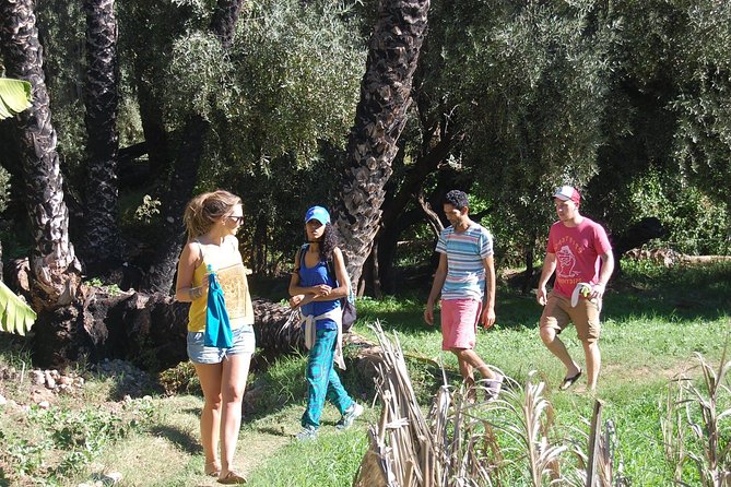 Hiking Beyond Paradise Valley - Banana village and Berber culture stops you can actually use