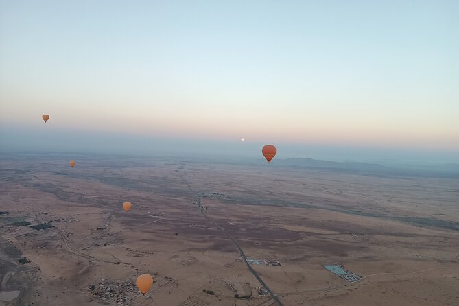 Hot air balloon flight to Marrakech in a small group. Breakfast - The big idea: sunrise ballooning over the Atlas from Marrakech