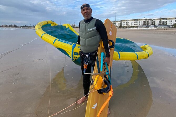 Individual kitesurfing lessons in Essaouira - How pickup and 4x4 drives change your chances of a good session