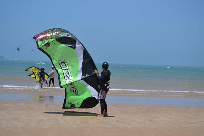 KiteSurfing or Surfing Experience in Essaouira - Heading to the beach: what happens once you step outside
