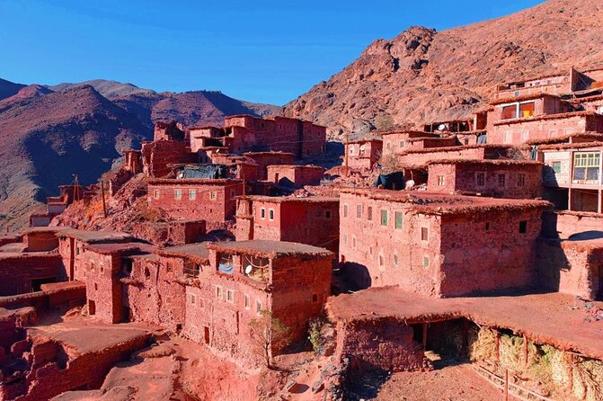Lunch in the High Atlas: Ourika Valley Waterfalls & 3 Valleys - Guides and communication: why the right person matters