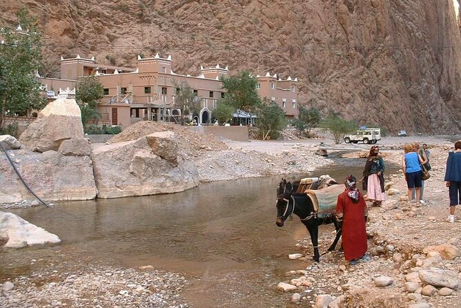 luxury 3 Days 2 Nights Desert Tour from Fez to Marrakesh - Rissani market and the road of kasbahs: short stop, good context