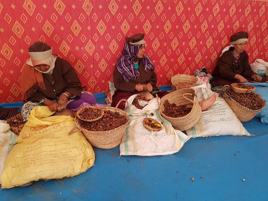 Luxury day trip to Essaouira from Marrakech - Mint tea breaks and why the little cultural stops matter