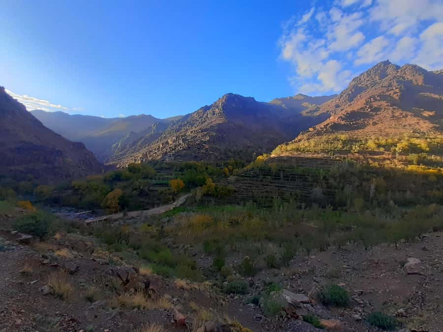 Marrakech: 2-Day Atlas Villages Trekking Tour - Food, drinks, and what is included (and what you should plan for)