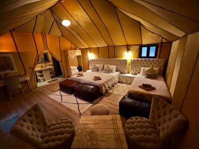 3-day Exclusive Desert Luxury Tour; Quad & Camels