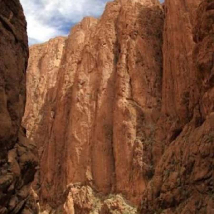 Marrakech: 3-Day Merzouga Desert Tour Camel & Sandboarding - The route stops that matter: Ait Ben Haddou and Todra Gorges