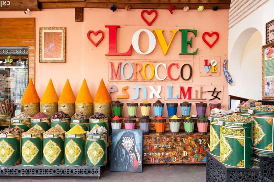 Marrakech: 3-Hour Monuments, Souks & Old Medina Walking Tour - Meeting at Cafe ARGANA and Getting Oriented in Jemaa el-Fna