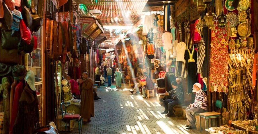 Marrakech 3-Hour Walking Tour - From the old Jewish quarter to the Saadian Tombs