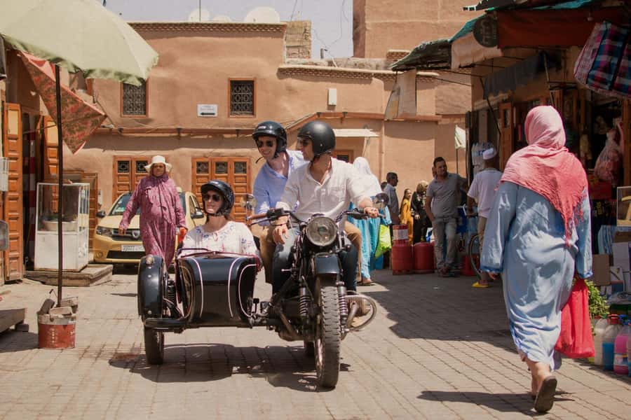 Marrakech : 3h off the beaten path private sidecar ride - Why a vintage sidecar works so well in Marrakech