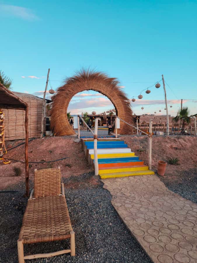 Marrakech: Agafay Camel Ride & Dinner with Fire Show Tour - Camel Ride in Agafay: The 20-Minute Sunset Window