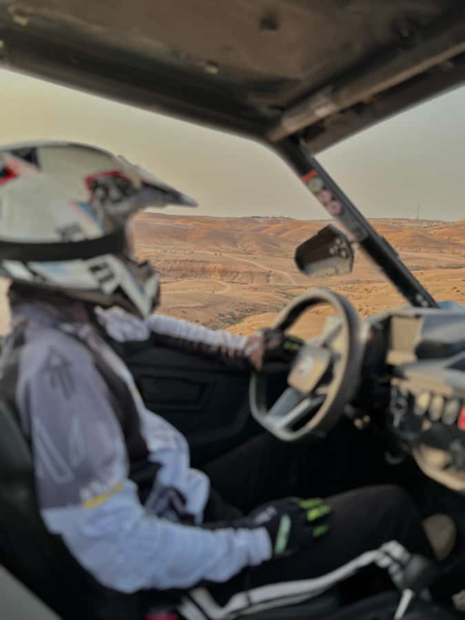 Marrakech: Agafay Desert Buggy Tour with Transfer - Guides in Arabic, English, and French, and why their attitude matters