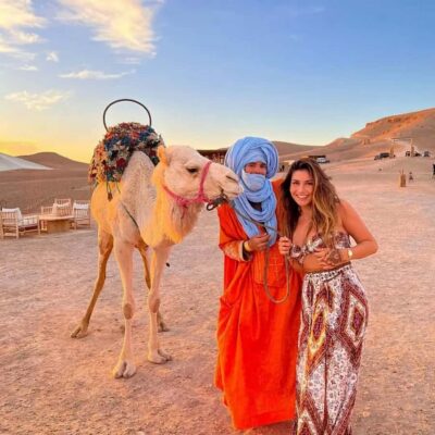 Agafay desert camel ride with dinner & spectacle