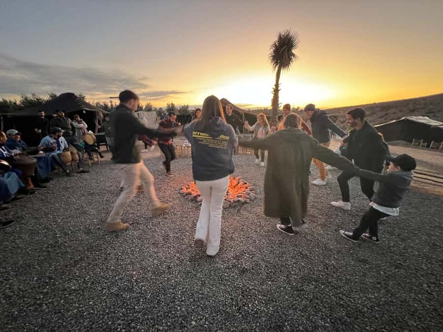 Marrakech: Agafay Desert Dinner Show with Sunset Camel Ride - Should you book the Agafay dinner show with sunset camel ride?