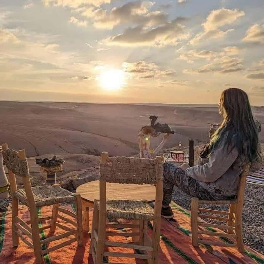 Marrakech: Agafay Desert Dinner Show with Sunset Camel Ride - Local music and the fire show finale