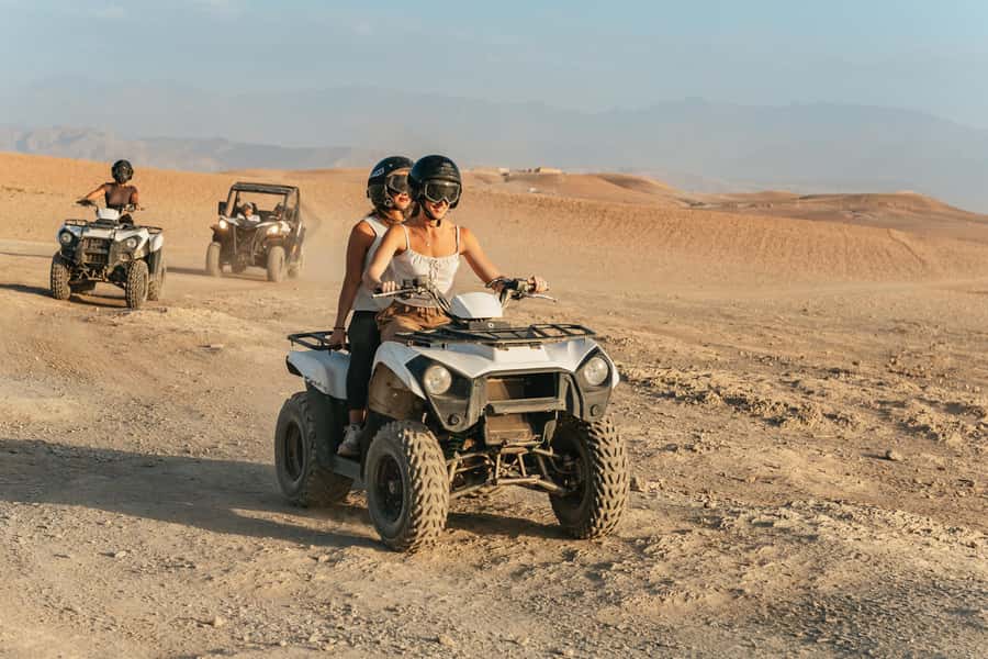 Marrakech: Agafay Desert Magical Overnight with Dinner Show - The Campfire Atmosphere and the Stars You Came For