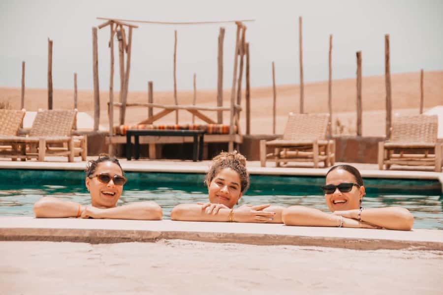 Marrakech: Agafay Desert Pool, Dinner & Live Show Experience - Pickup and the 4 to 5 hour rhythm of the night