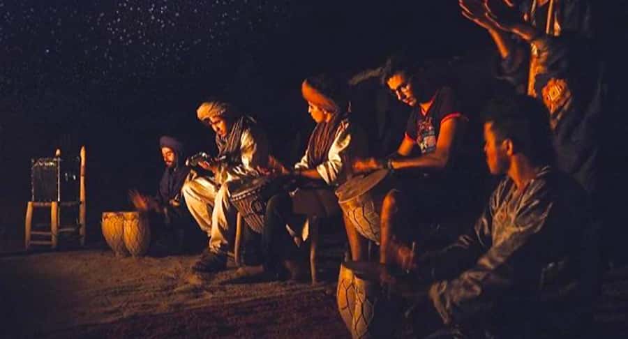 Marrakech: Agafay Ds Sunset with Dinner, Show & Tuareg Music - Marrakech to Agafay in an Air-Conditioned Minibus