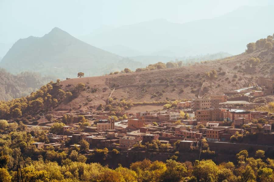 Marrakech: Ait Benhaddou, Ouarzazate, Guided Day Trip - Guided Kasbah Ait Benhaddou: UNESCO alleyways and earthen architecture
