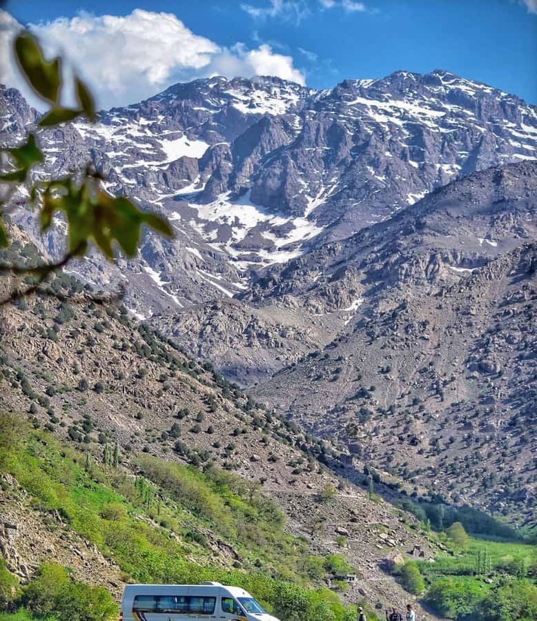 Marrakech: Atlas Mountain, Berber Villages, & Valleys Tour - Agafay Desert and Camel Ride: The Photo Stop That Breaks Up the Day