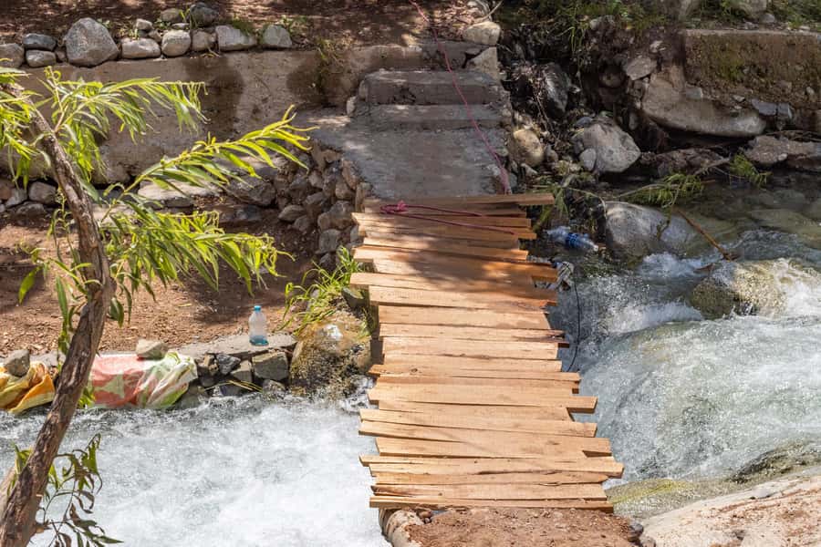 Marrakech: Atlas Mountains & Ourika Waterfalls, Lunch+Guide - Who should book this day trip, and who should skip it