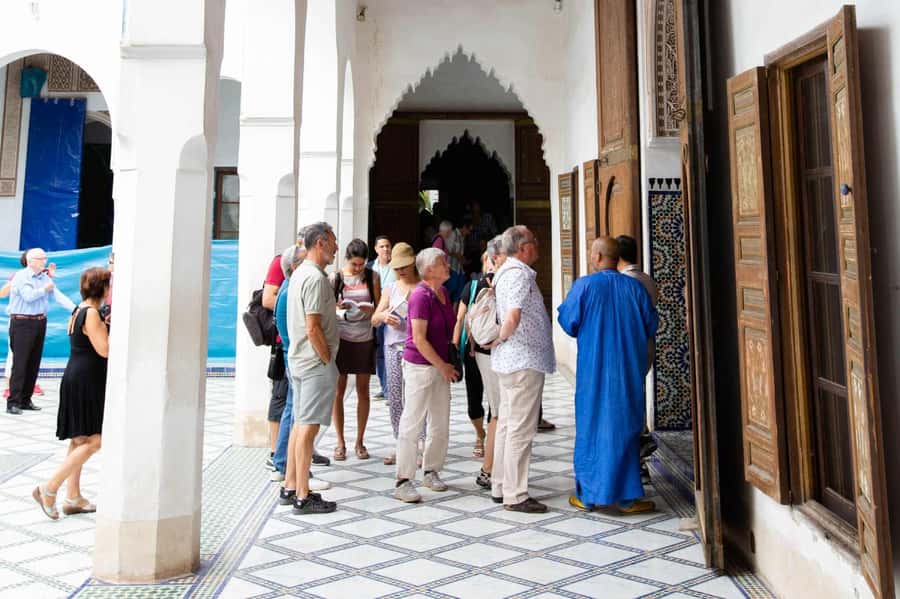 Marrakech: Bahia Palace Guided Tour – Skip-the-Line Access - How the tour pacing works, including free time for photos