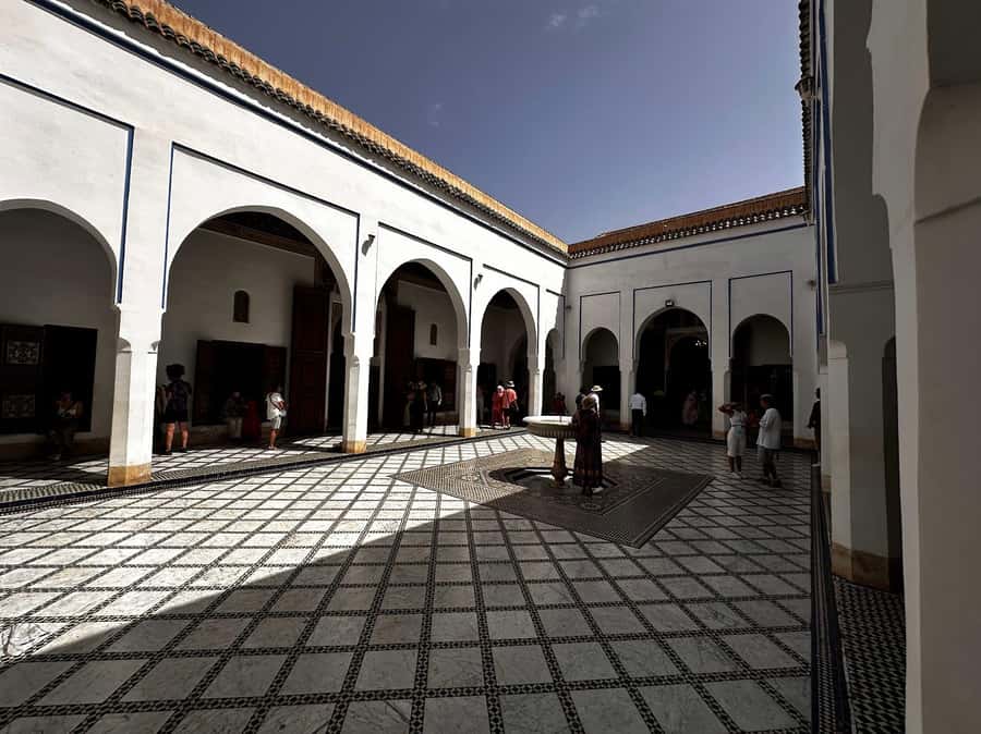 Marrakech: Bahia Palace Guided Tour with Skip-the-Line Entry - The Jewish Square photo stop: a brief but meaningful context add-on