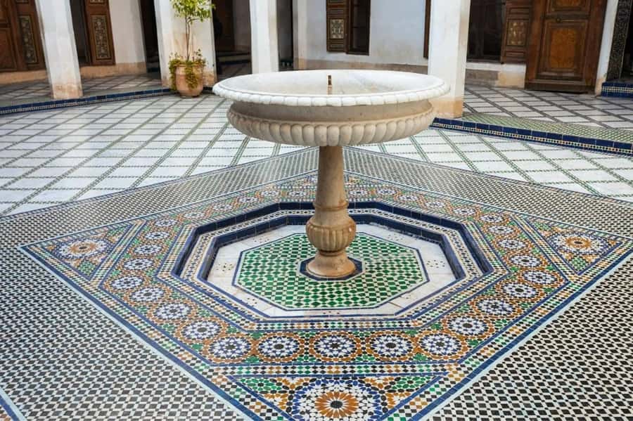 Marrakech: Bahia Palace, Saadian Tombs & Medina Walking Tour - Key Highlights to Know Before You Go