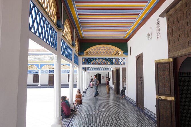 Marrakech: Bahia Palace, Saadian Tombs, Souk and Medina Tour - Bahia Palace Courtyards and Cedar Ceilings You Can Actually Picture