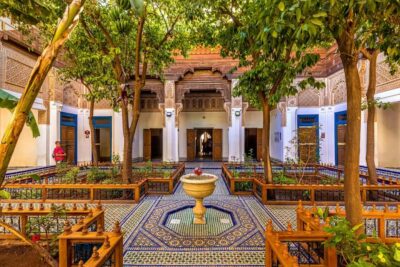 Bahia Palace, Saadian Tombs & Top Highlights Tour