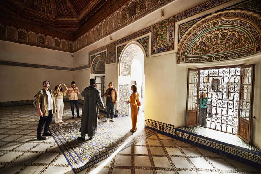 Marrakech: Bahia Palace, Saadian Tombs & Top Highlights Tour - Mellah and the old Jewish Square area: context, not a rigid script