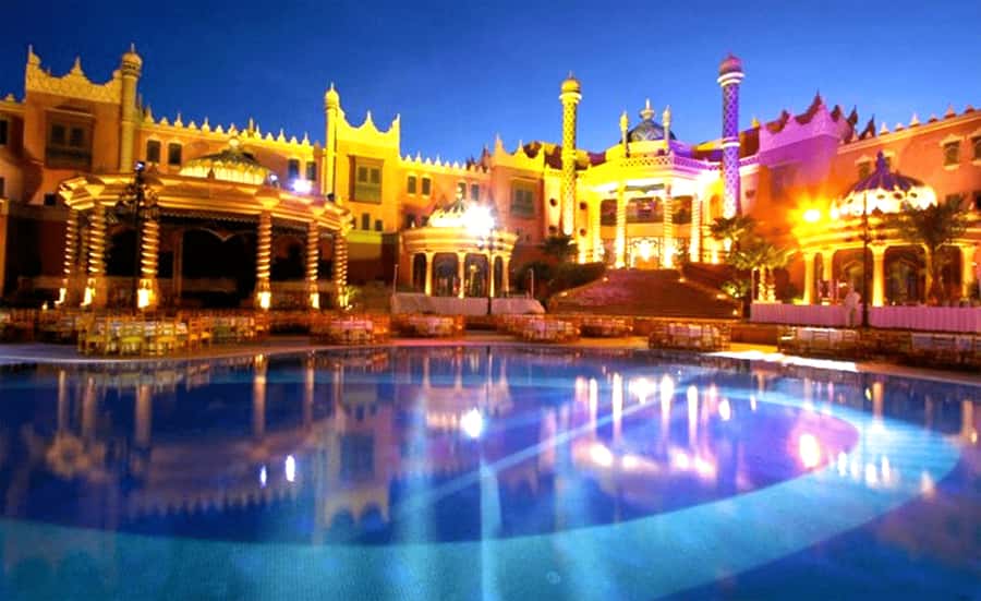 Marrakech: Chez Ali Fantasia Folklore Show & Moroccan Dinner - Getting Inside: Mint Tea, Pastries, and the Tented Arena Feel