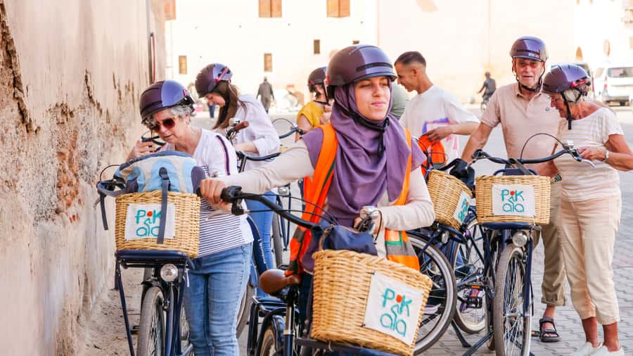 Marrakech: Cultural Bicycle Tour with Pastry and Tea - Zawiya of Sidi Bel Abbas: the medina warm-up you actually need