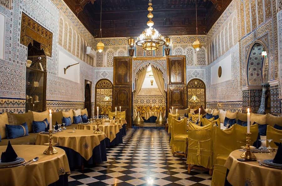 Marrakech: Dinner Show at Dar Essalam Restaurant - The menu at Dar Essalam: how to choose between the two options
