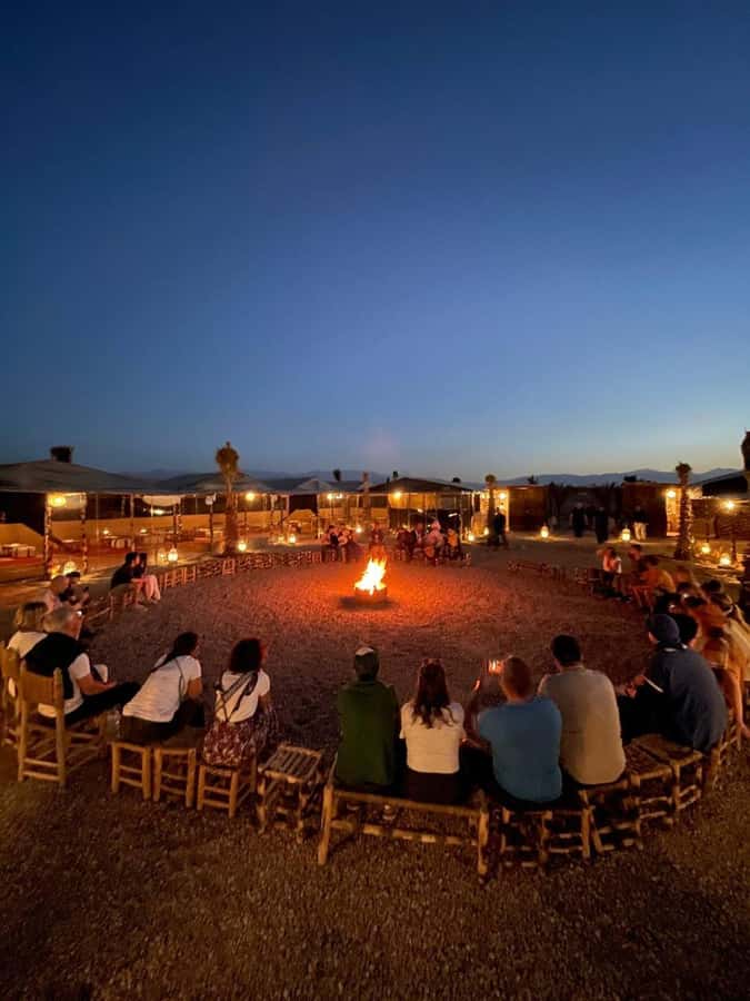 Marrakech: Evening Escape to the Agafay Desert - Music, bonfire, dancing, and a fire show under the stars