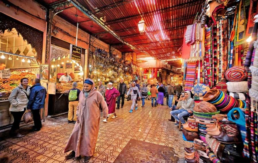 Marrakech Excursion Full Day Trip From Agadir - Local market stop: where the tour adds context and where you should stay alert