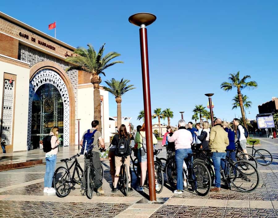 Marrakech: Guided Bike Tour with a local Guide - Bab Agnaou: the city wall vibe before the ride gets real