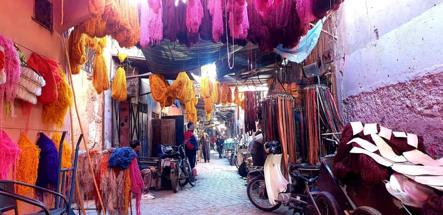 Marrakech: Guided Medina History & Culture Tour - Souks and Crafts Zones: Leather, Metals, and the Spice Square