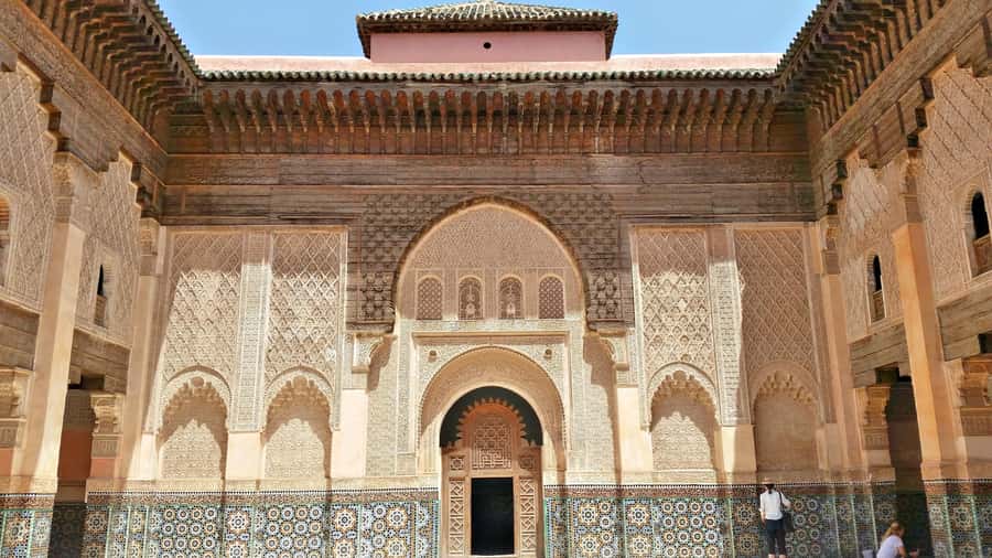 Marrakech: Half-Day Medina Markets Tour - Jemaa el-Fnaa: spices, performers, and the sensory shock (in a good way)