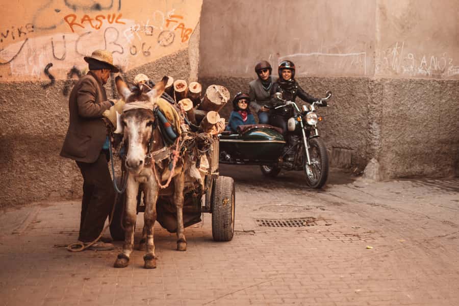 Marrakech Hidden Gems: Vintage 1h30 Sidecar Guided Tour - Key points at a glance
