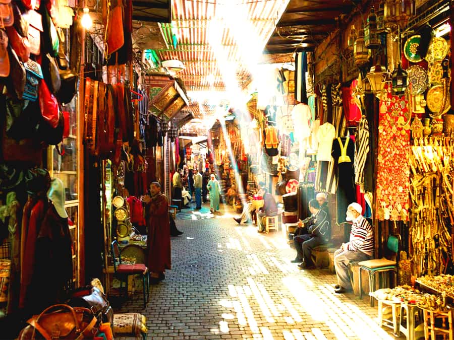 Marrakech: Historical Discovery Tour - Museum grounds: a calm start before the souk energy